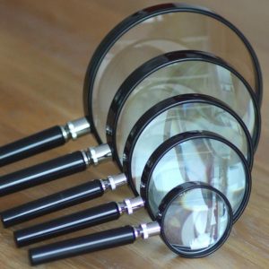 Leselupe bessere Ausführung 50 - 90 mm (2,5 - 3,5 fach)